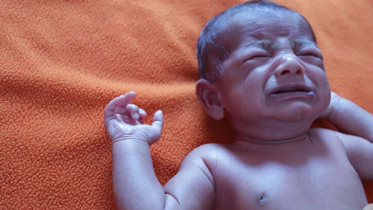 Home Remedies To Soothe Summer Skin Problems In Babies